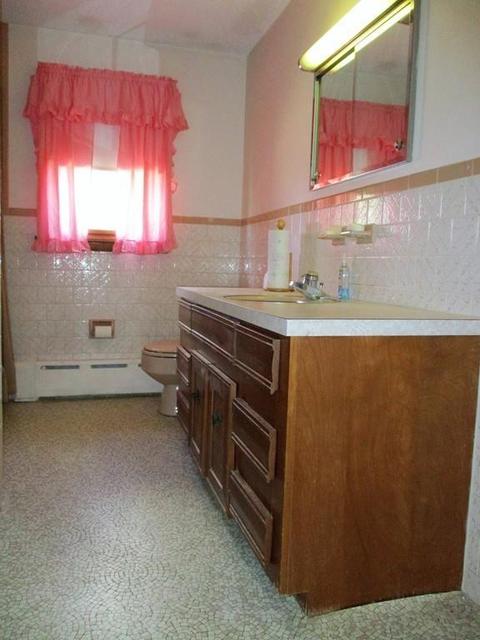 48 Brodeur Ave, Webster, MA 01570 photo 17