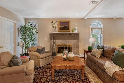 37 Thomas Dr, Reading, MA 01867 photo 10