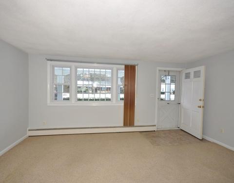 16 Dix Rd, Maynard, MA 01754 photo 3
