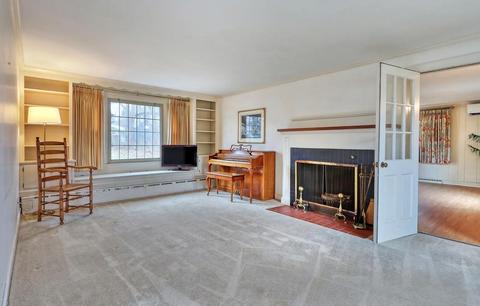 32 Puritan Ln, Dedham, MA 02026 photo 3