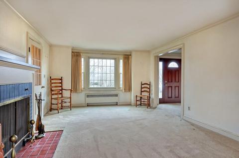32 Puritan Ln, Dedham, MA 02026 photo 5