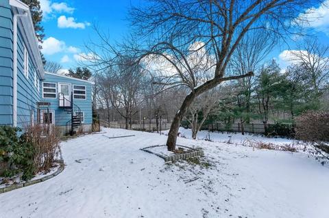 27 Dover Rd, Millis, MA 02054 photo 2
