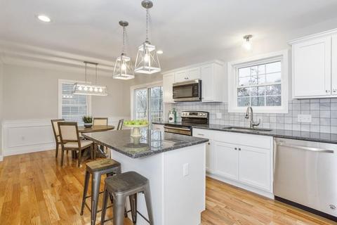 162 Ambrose St, Springfield, MA 01109 photo 10