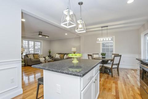 162 Ambrose St, Springfield, MA 01109 photo 12