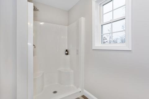 162 Ambrose St, Springfield, MA 01109 photo 13