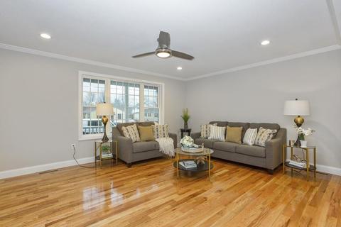 162 Ambrose St, Springfield, MA 01109 photo 4