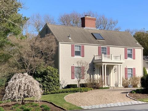 204 Glenneagle Dr, Mashpee, MA 02649 photo 1