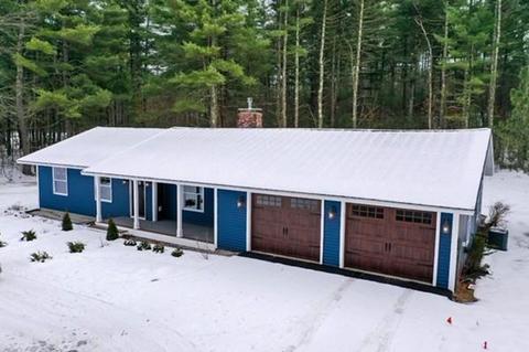 92 Pleasant St, Dunstable, MA 01827 photo 2