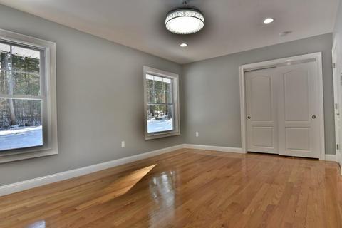 92 Pleasant St, Dunstable, MA 01827 photo 26