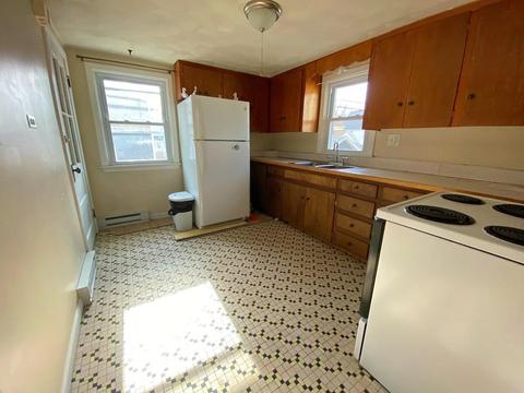 38 Cherrelyn St, Springfield, MA 01104 photo 5