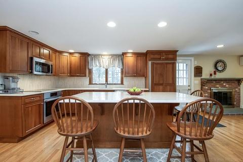 41 Washington Dr, Acton, MA 01720 photo 5
