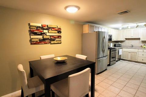 905 Locust St #4, Fall River, MA 02720 photo 3