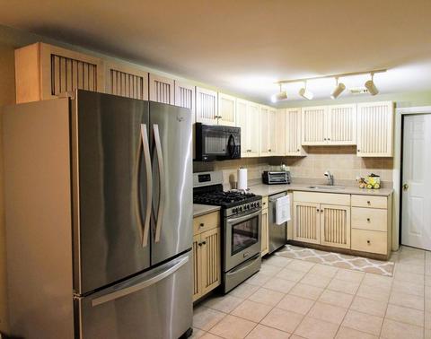 905 Locust St #4, Fall River, MA 02720 photo 4