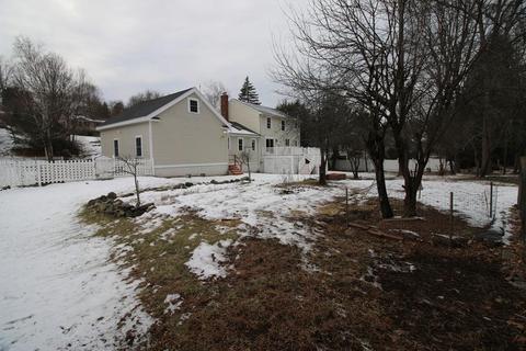85 North St, Danvers, MA 01923 photo 9