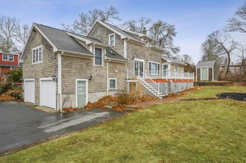 8 Indian Neck Rd, Wareham, MA 02571 photo 1