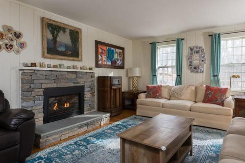 1043 E Washington St, Hanson, MA 02341 photo 7