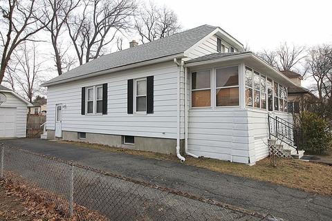 195 El Paso St, Springfield, MA 01104 photo 2