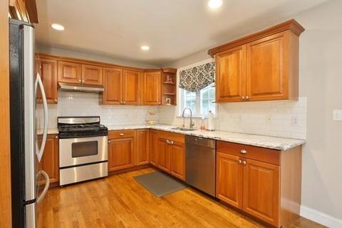 15 Jay Dr, Framingham, MA 01701 photo 7