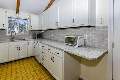66 Berlin St, Dedham, MA 02026 photo 4