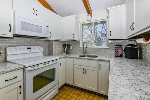 66 Berlin St, Dedham, MA 02026 photo 5