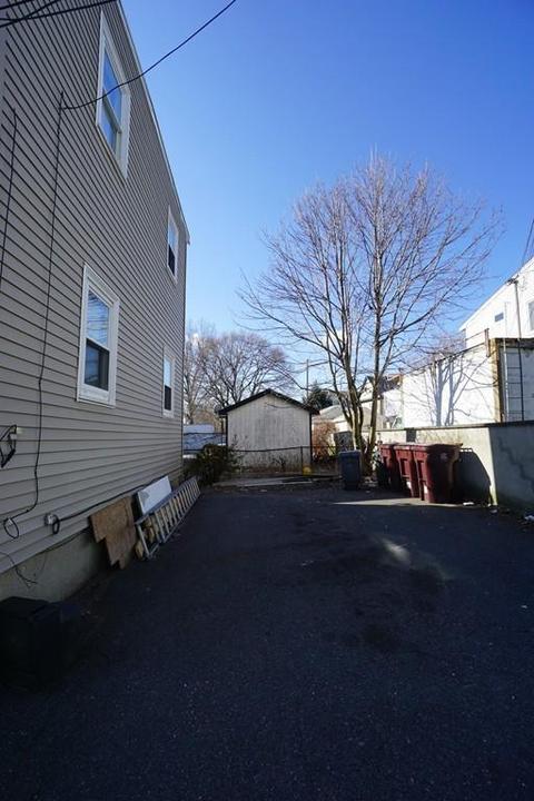 110 Malden St, Everett, MA 02149 photo 5