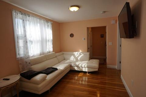 110 Malden St, Everett, MA 02149 photo 14