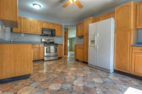 19 John St, Wareham, MA 02571 photo 2