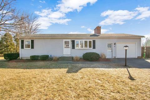 89 Deane St, Chicopee, MA 01020 photo 1