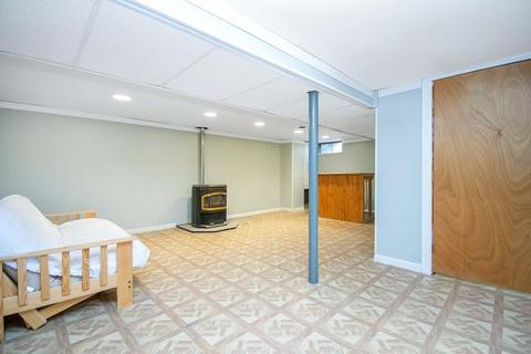 89 Deane St, Chicopee, MA 01020 photo 24
