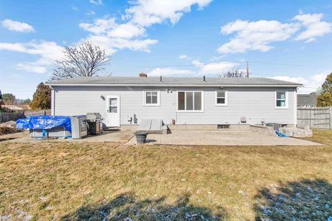 89 Deane St, Chicopee, MA 01020 photo 31