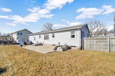89 Deane St, Chicopee, MA 01020 photo 32