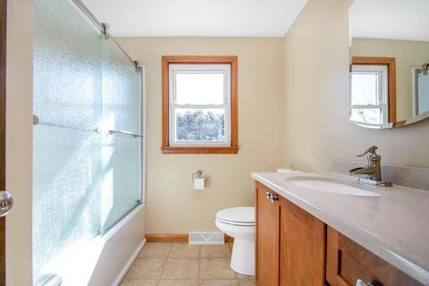 89 Deane St, Chicopee, MA 01020 photo 18