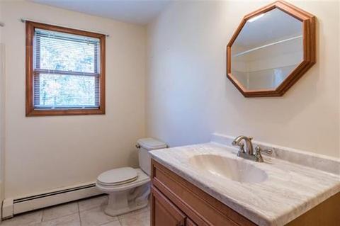 21 Stevens Rd, Pelham, NH 03076 photo 14