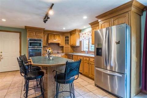 21 Stevens Rd, Pelham, NH 03076 photo 4