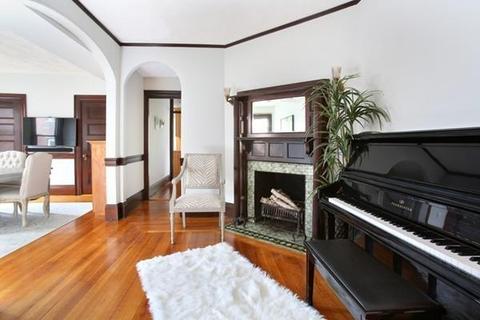 93 Perry St #3, Brookline, MA 02446 photo 2