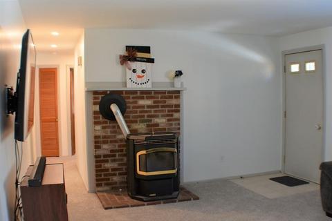 304 Riverview Ave, Athol, MA 01331 photo 15