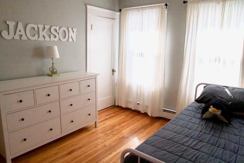 81 Eureka St, Worcester, MA 01603 photo 15