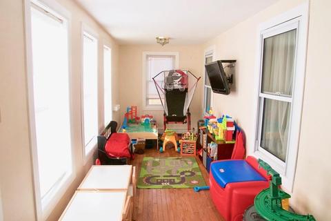 81 Eureka St, Worcester, MA 01603 photo 20