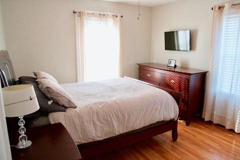 81 Eureka St, Worcester, MA 01603 photo 12