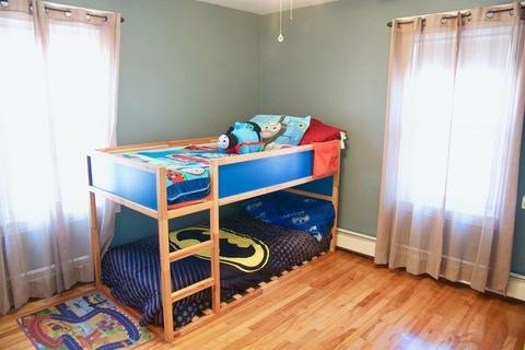 81 Eureka St, Worcester, MA 01603 photo 16