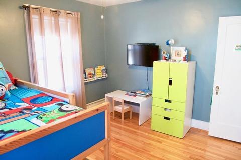 81 Eureka St, Worcester, MA 01603 photo 17