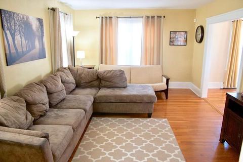 81 Eureka St, Worcester, MA 01603 photo 10