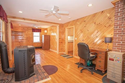 9 Cross St, Ashburnham, MA 01430 photo 12