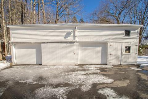 9 Cross St, Ashburnham, MA 01430 photo 4
