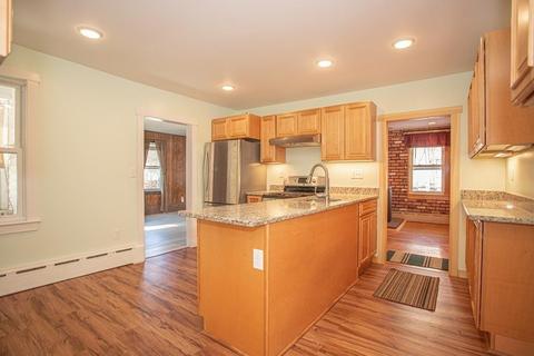 9 Cross St, Ashburnham, MA 01430 photo 8