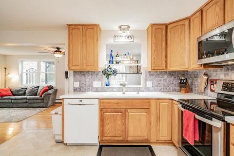 30 Mohawk Dr, Hampden, MA 01036 photo 9