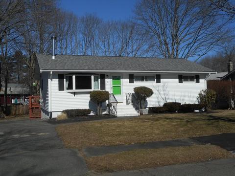 6 Robinson Rd, Beverly, MA 01915 photo 2