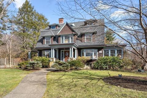 112 Abbott Rd, Wellesley, MA 02481 photo 27