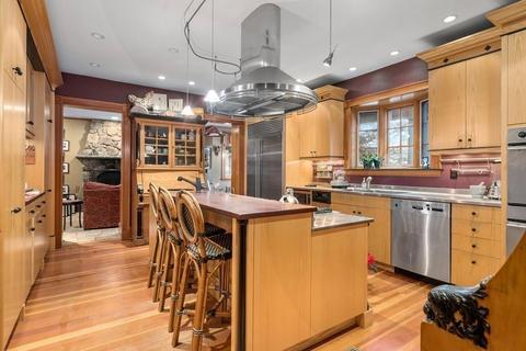 112 Abbott Rd, Wellesley, MA 02481 photo 11