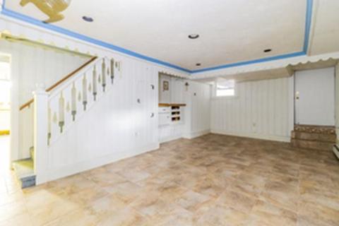44 Solon St, Newton, MA 02461 photo 22